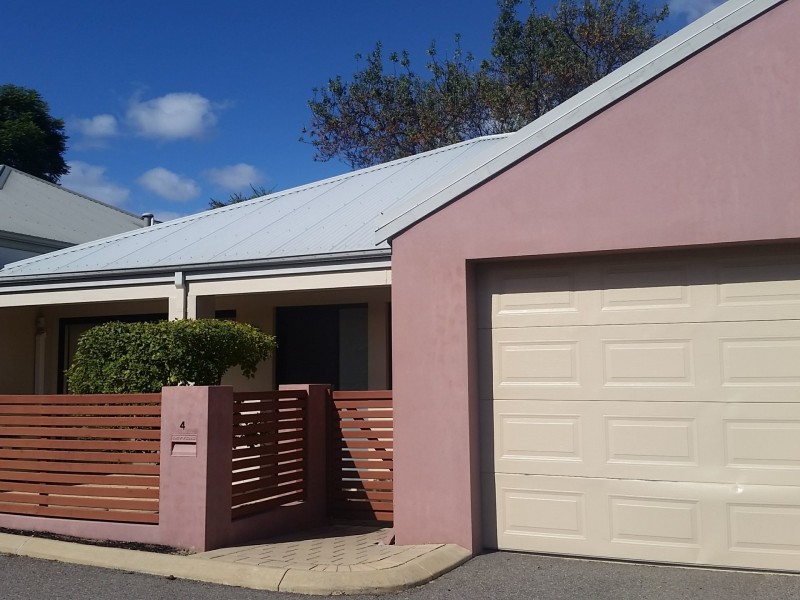 Villa 4/17 Sinclair Street, Armadale WA 6112