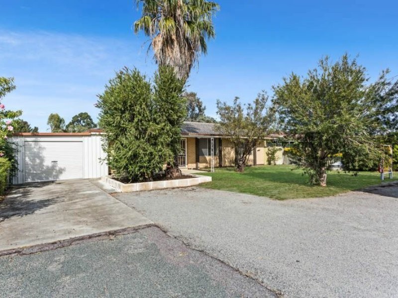 10 Pigott Street, Armadale WA 6112