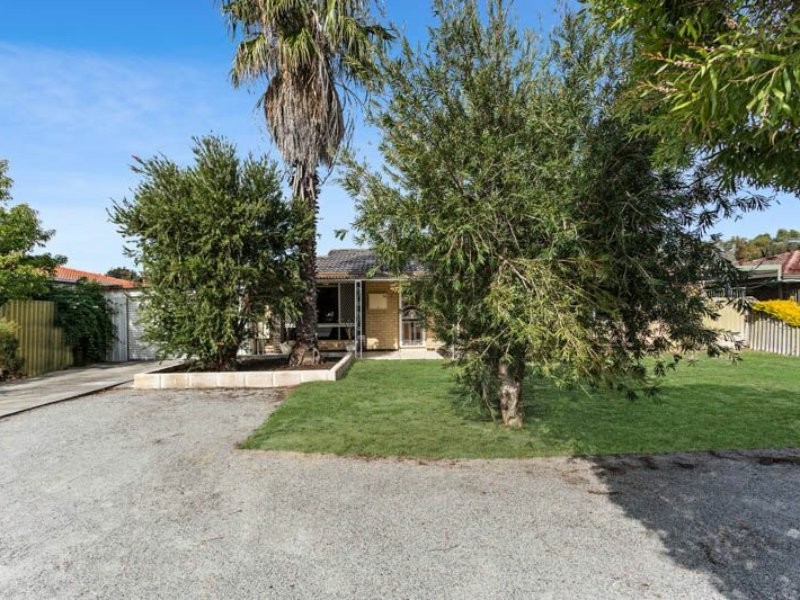 10 Pigott Street, Armadale WA 6112