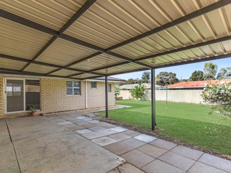 10 Pigott Street, Armadale WA 6112