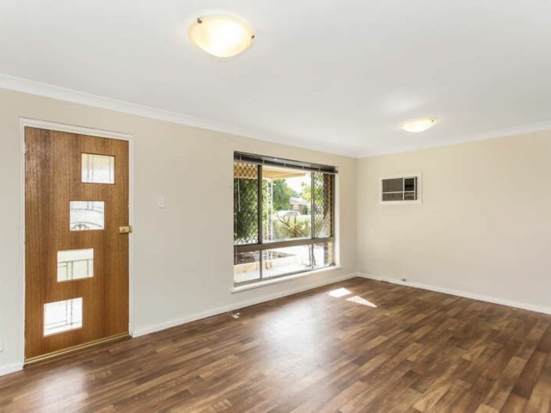 10 Pigott Street, Armadale WA 6112