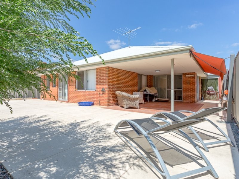 12 Diamantina Boulevard, Byford WA 6122