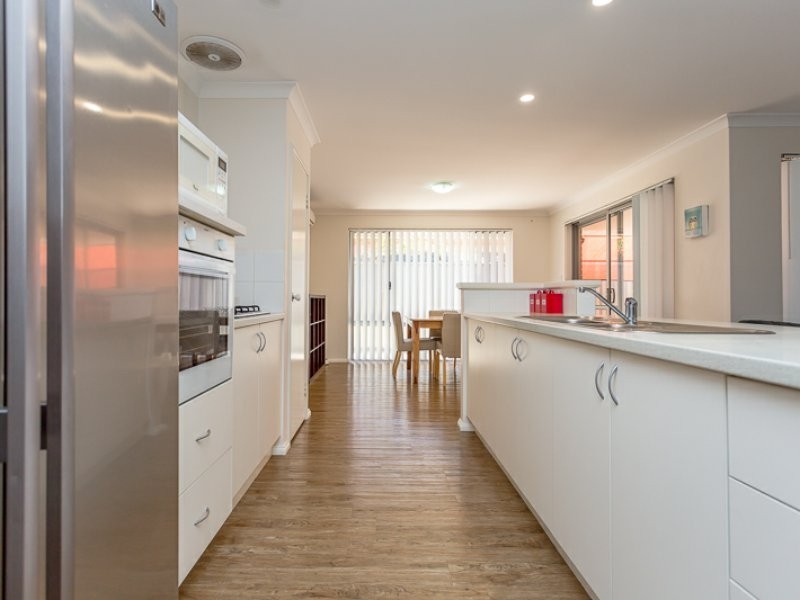 12 Diamantina Boulevard, Byford WA 6122