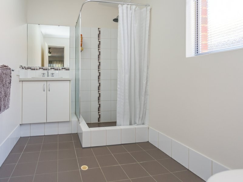 12 Diamantina Boulevard, Byford WA 6122