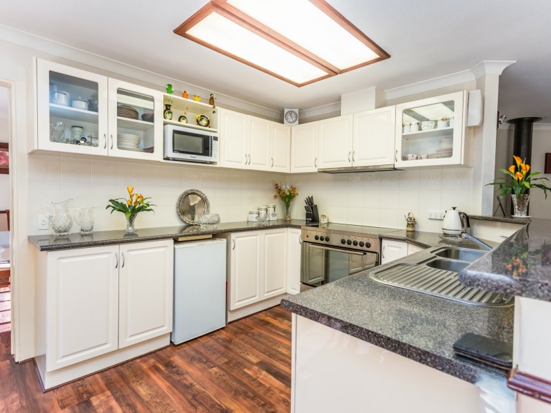 685 Albany Highway, Bedfordale WA 6112