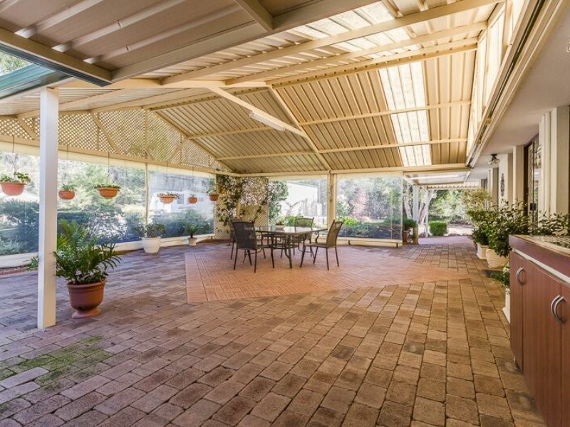 685 Albany Highway, Bedfordale WA 6112