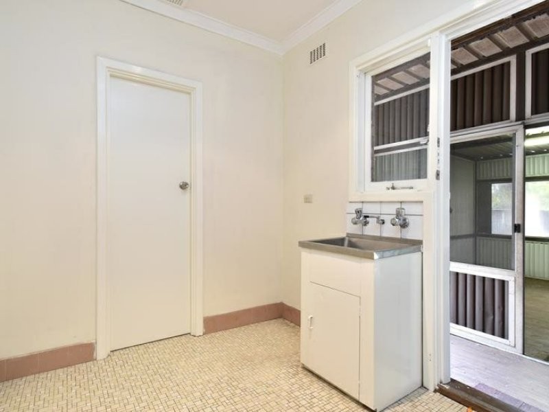 21 Badbury Road, Armadale WA 6112