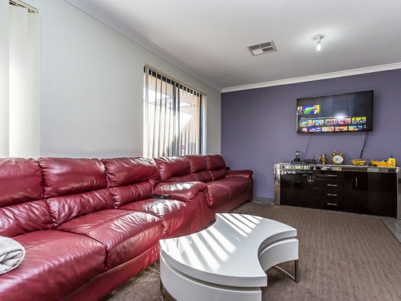 38 Araucaria Boulevard, Byford WA 6122