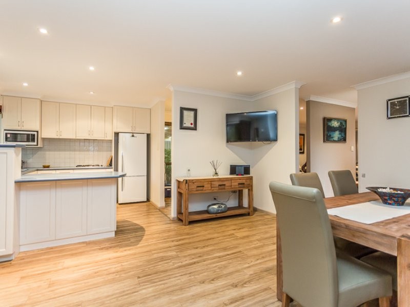 36 Wilcannia Way, Armadale WA 6112