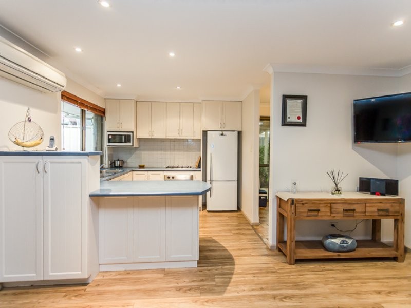 36 Wilcannia Way, Armadale WA 6112