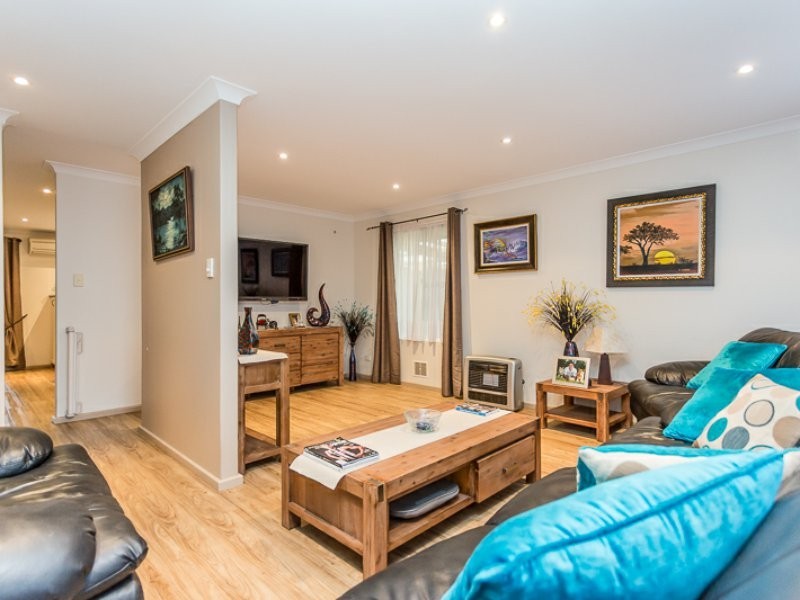 36 Wilcannia Way, Armadale WA 6112