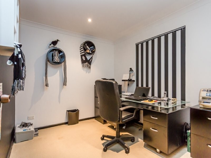 36 Wilcannia Way, Armadale WA 6112