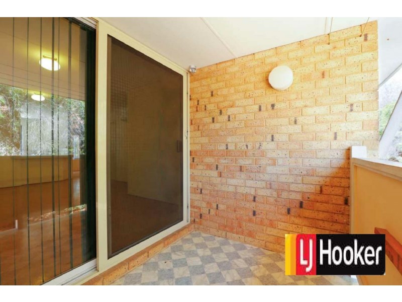 27/2 Pinewood Avenue, Kardinya WA 6163