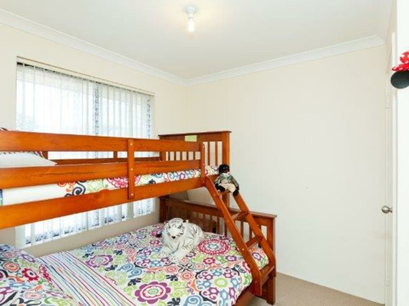 14b Locksley Avenue, Armadale WA 6112