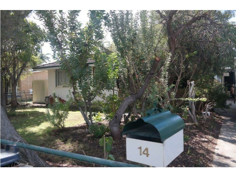 14 Drayton Court, Kelmscott WA 6111