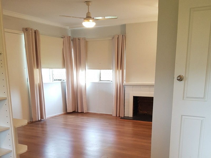 35 Angelo Street, Armadale WA 6112