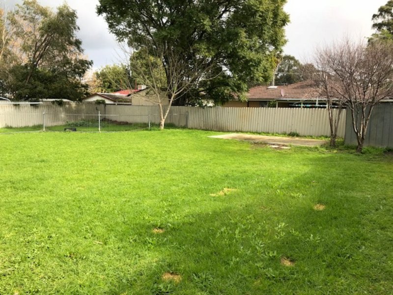 35 Angelo Street, Armadale WA 6112