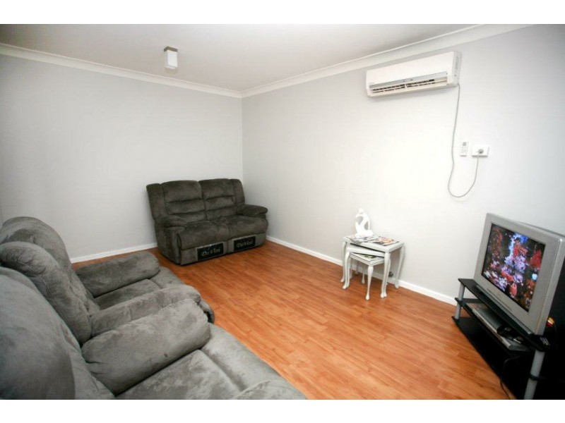 12b Burrowa Street, Armadale WA 6112