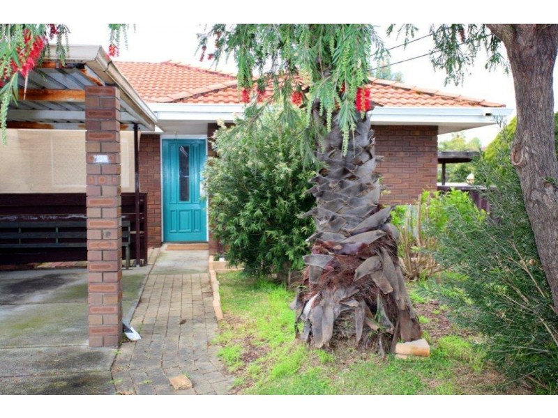 12b Burrowa Street, Armadale WA 6112