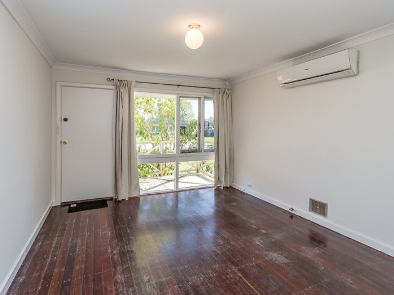 12 Cabarita Road, Armadale WA 6112