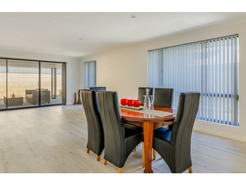 38 Benalla Crescent, Byford WA 6122