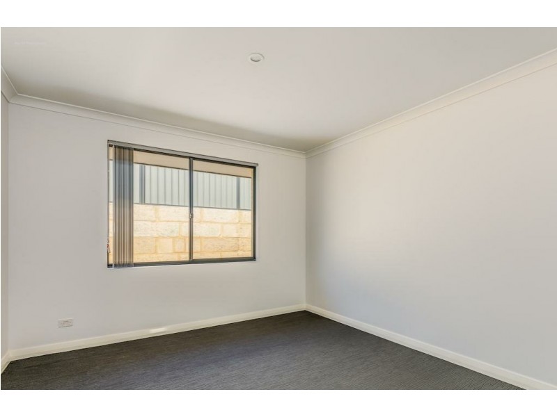 38 Benalla Crescent, Byford WA 6122