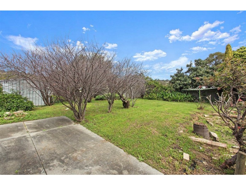 139 Brookton Highway, Kelmscott WA 6111
