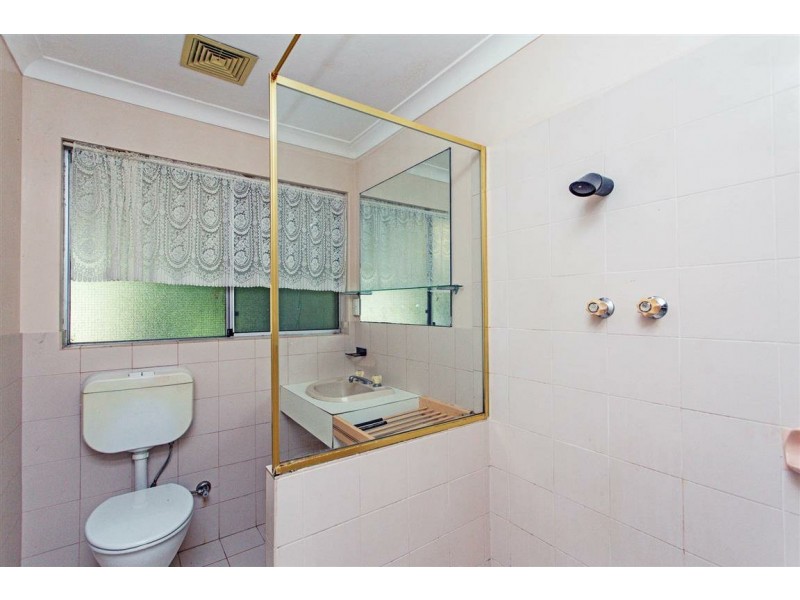 139 Brookton Highway, Kelmscott WA 6111