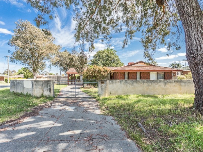 11 Warrina Place, Armadale WA 6112