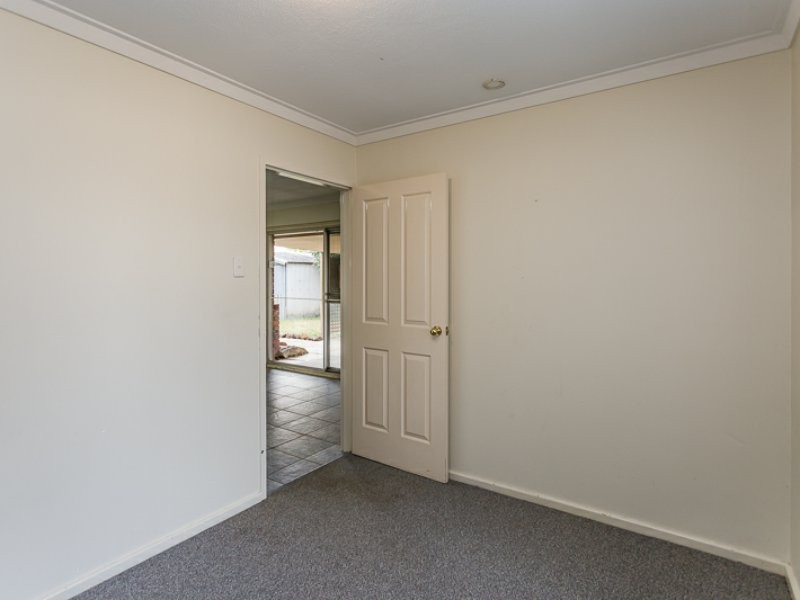 11 Warrina Place, Armadale WA 6112