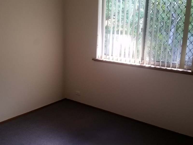 2B Cressida Way, Camillo WA 6111