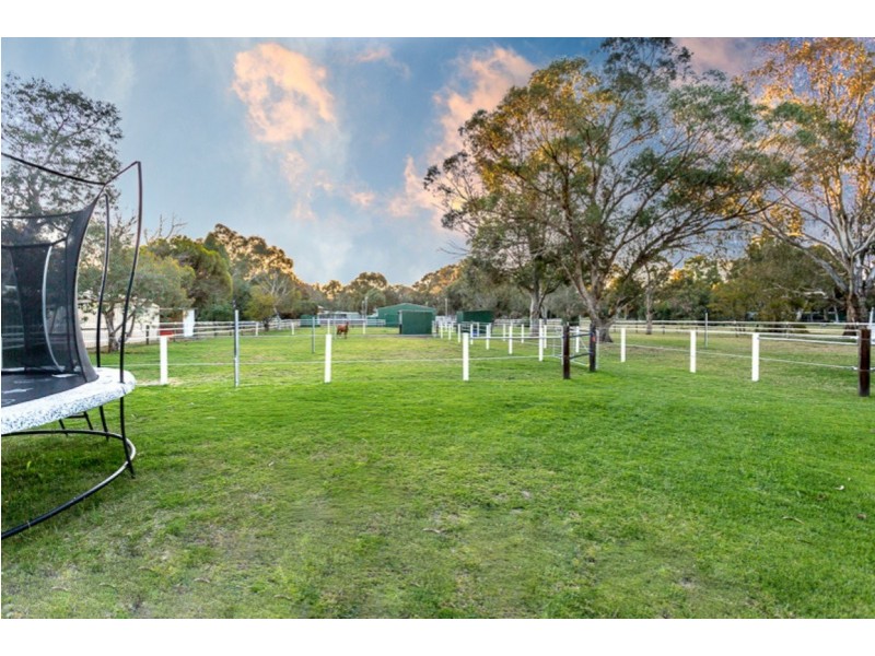 30 Briggs Road, Byford WA 6122