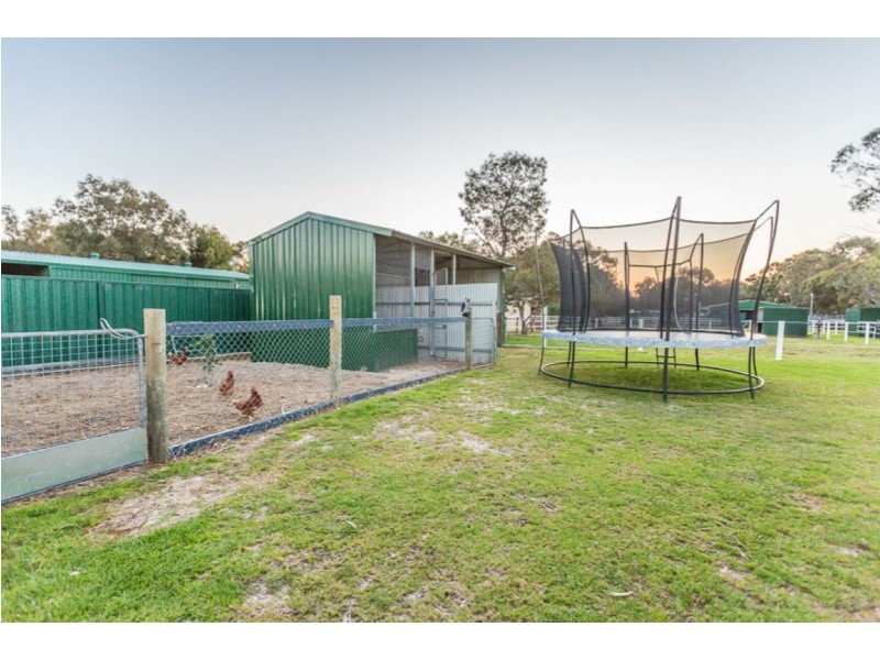 30 Briggs Road, Byford WA 6122