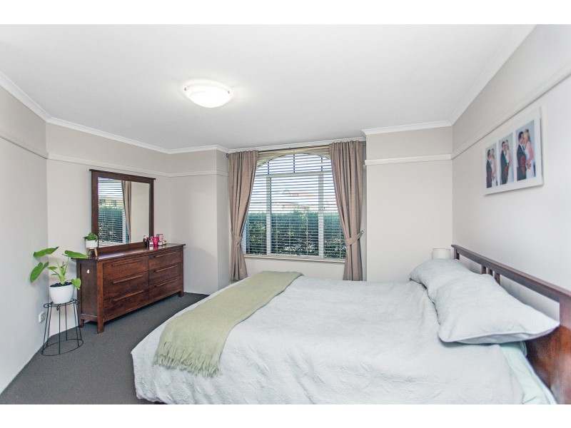 32 Avon Crescent, Atwell WA 6164