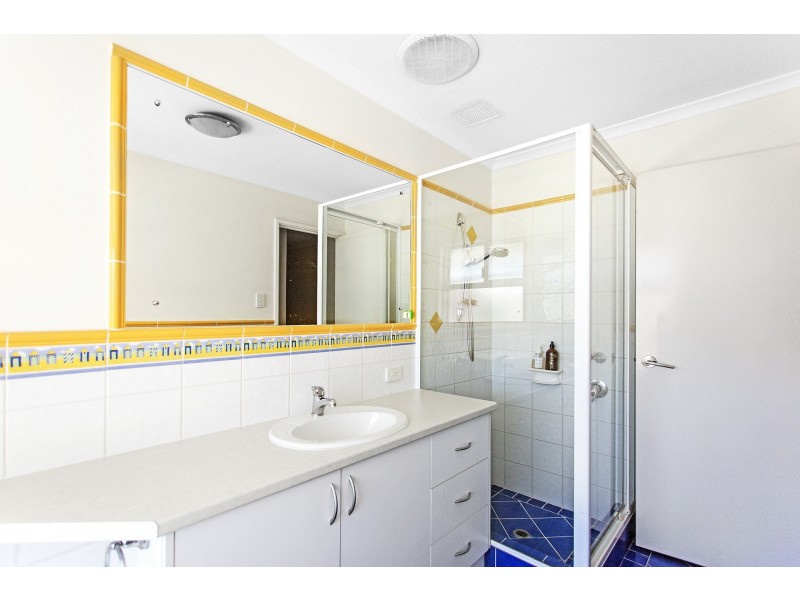 32 Avon Crescent, Atwell WA 6164