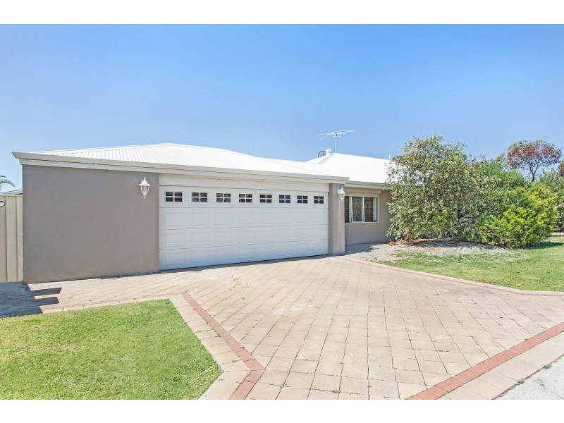32 Avon Crescent, Atwell WA 6164