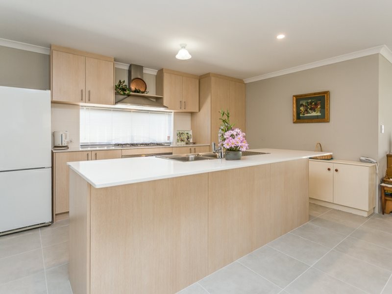 5 Fairfax Street, Hilbert WA 6112