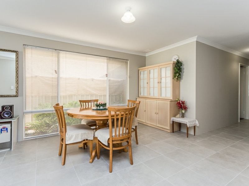 5 Fairfax Street, Hilbert WA 6112