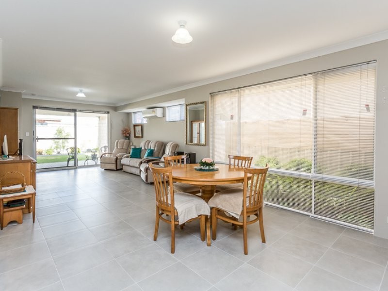 5 Fairfax Street, Hilbert WA 6112