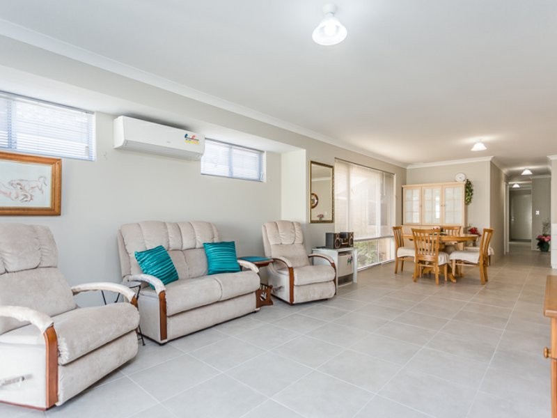 5 Fairfax Street, Hilbert WA 6112