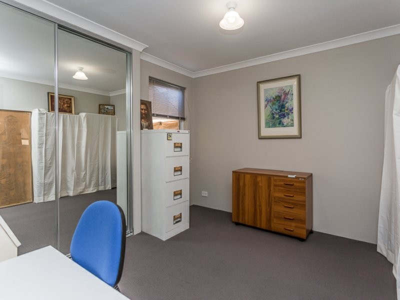 5 Fairfax Street, Hilbert WA 6112