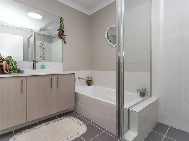 5 Fairfax Street, Hilbert WA 6112