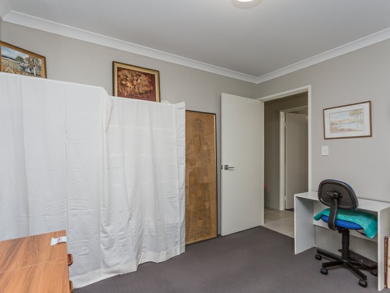 5 Fairfax Street, Hilbert WA 6112