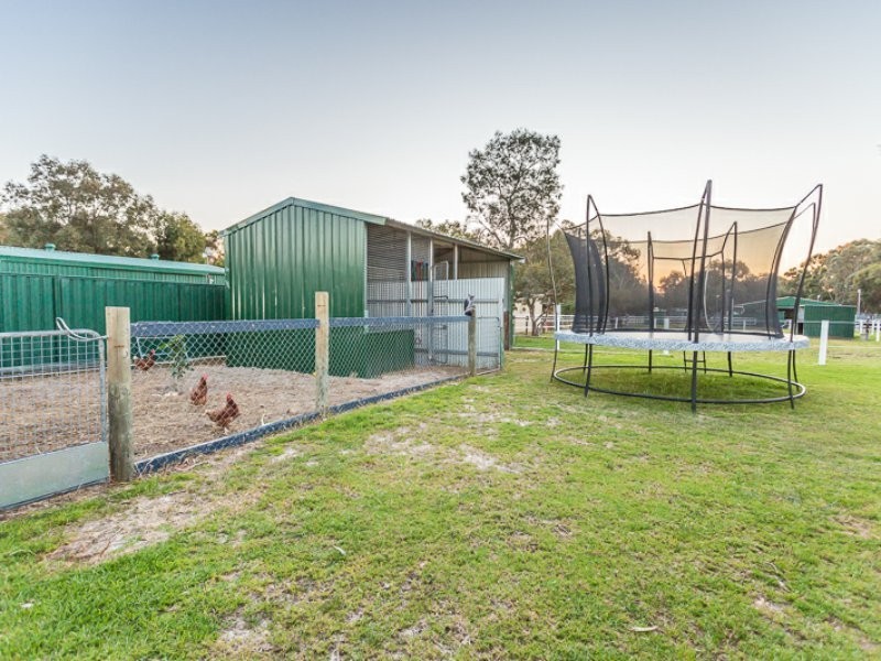 30 Briggs Road, Byford WA 6122