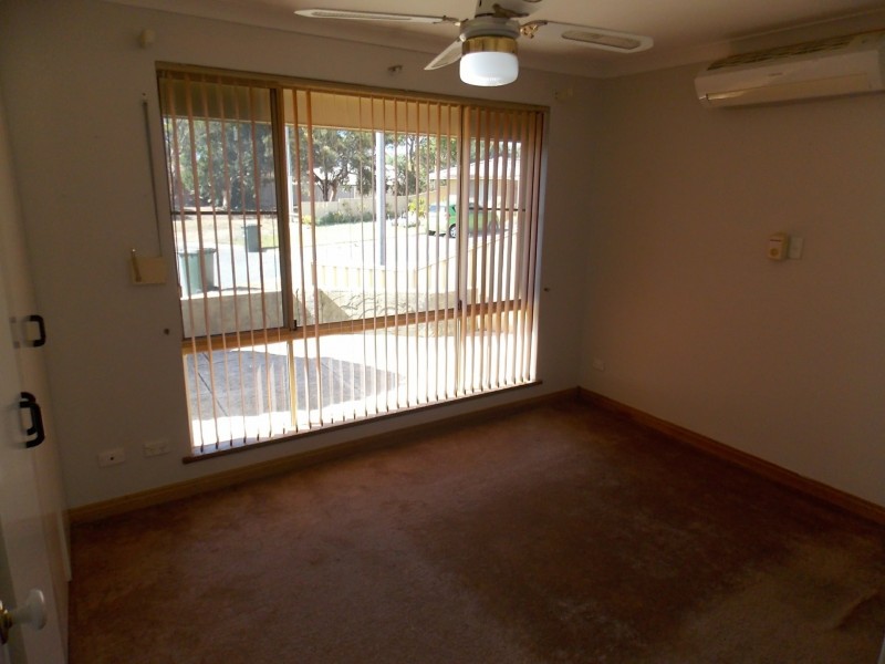 7B Herbert Court, Brookdale WA 6112