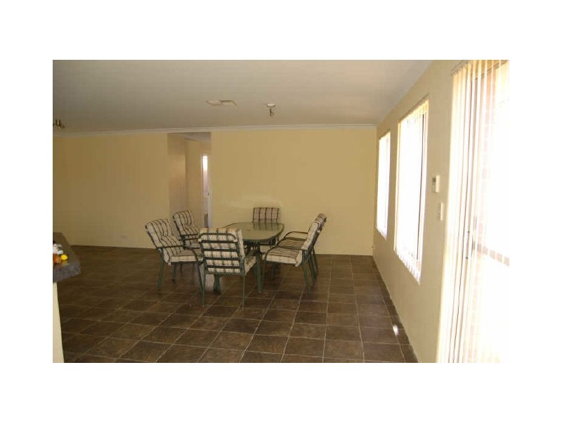 6/67 Braemore Street, Armadale WA 6112