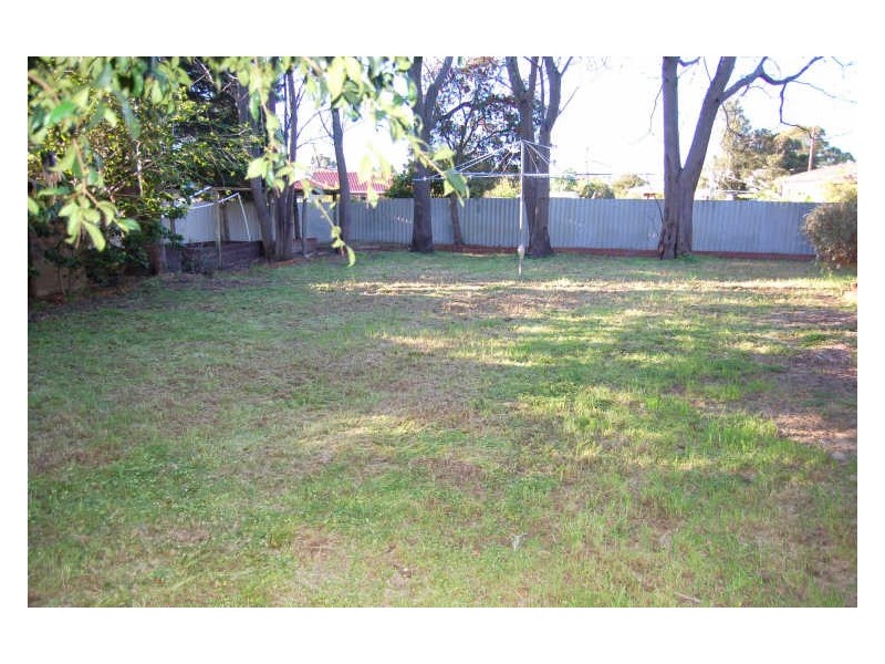 10 Timbarra Street, Armadale WA 6112