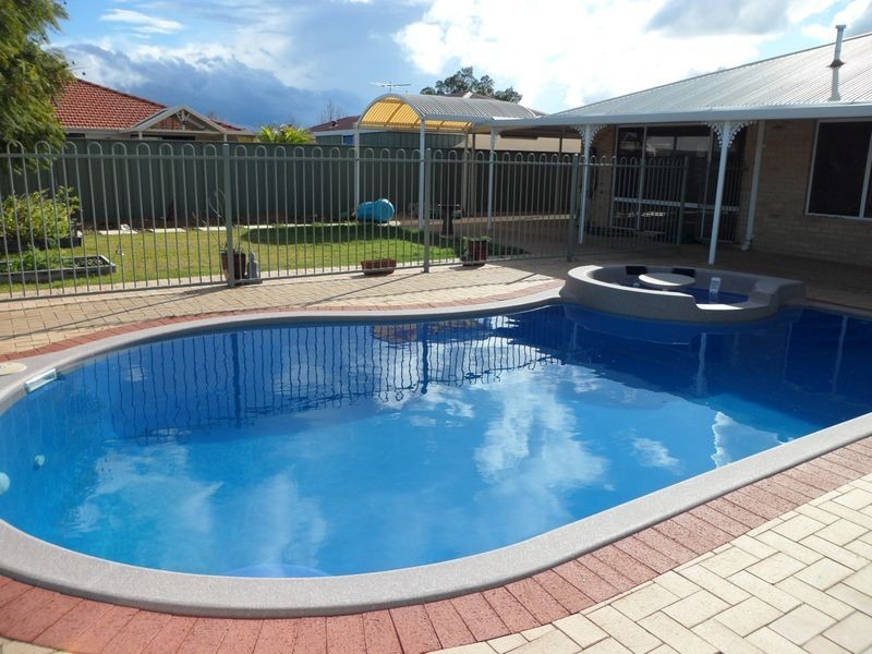 81 Folland Parade, Atwell WA 6164