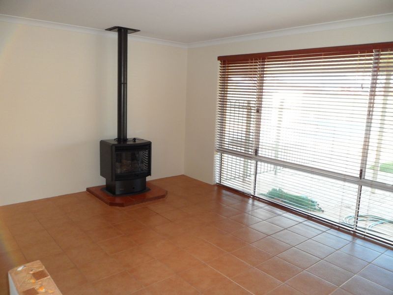 81 Folland Parade, Atwell WA 6164