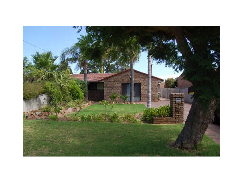 a/17 Marian Avenue, Armadale WA 6112